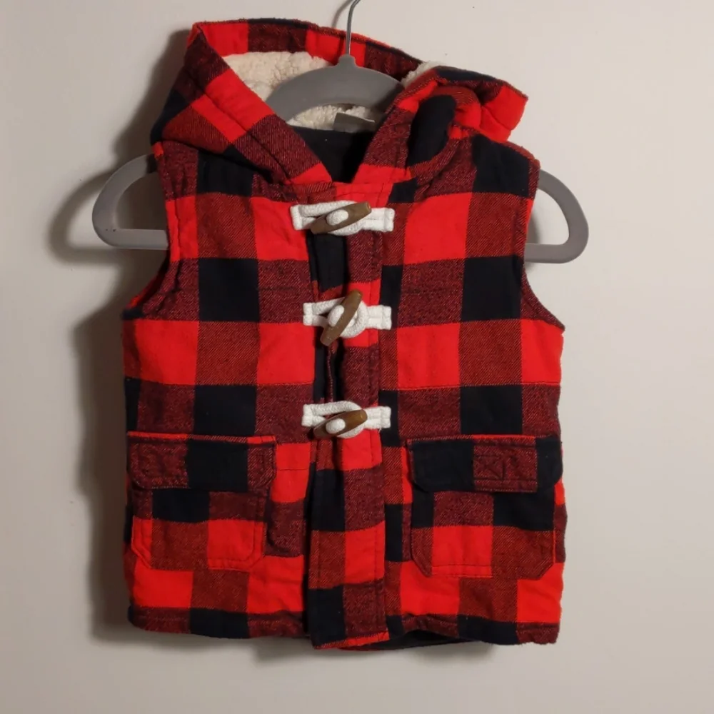5/$25 NWOT Carter's buffalo check flannel vest 18 mos